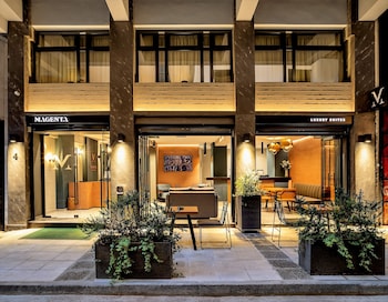 Bob W Akadimia Athens